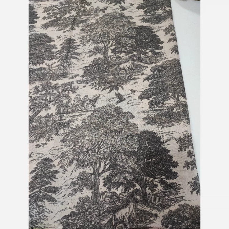 روسری نخی طرح دار
