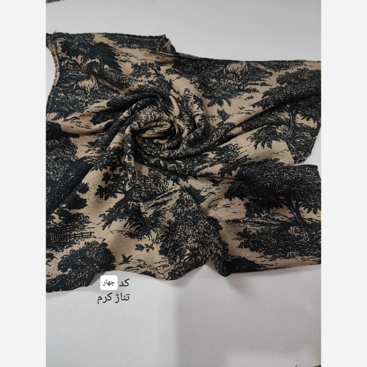 روسری نخی طرح دار