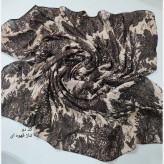 روسری نخی طرح دار