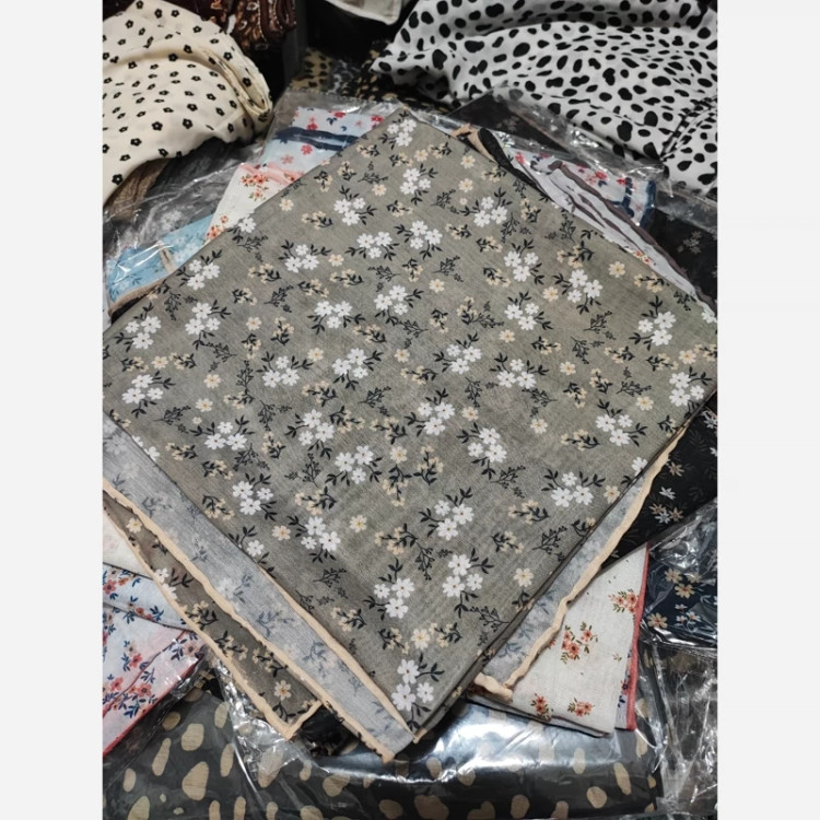 روسری نخی دور دست دوز گلگلی با ارسال فوری