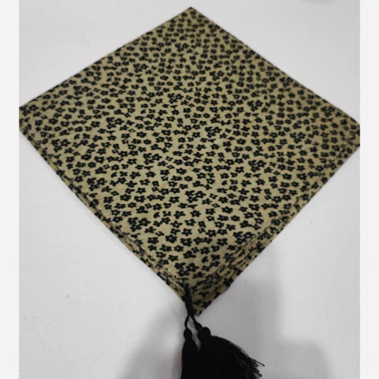 روسری طرح دار قواره دار