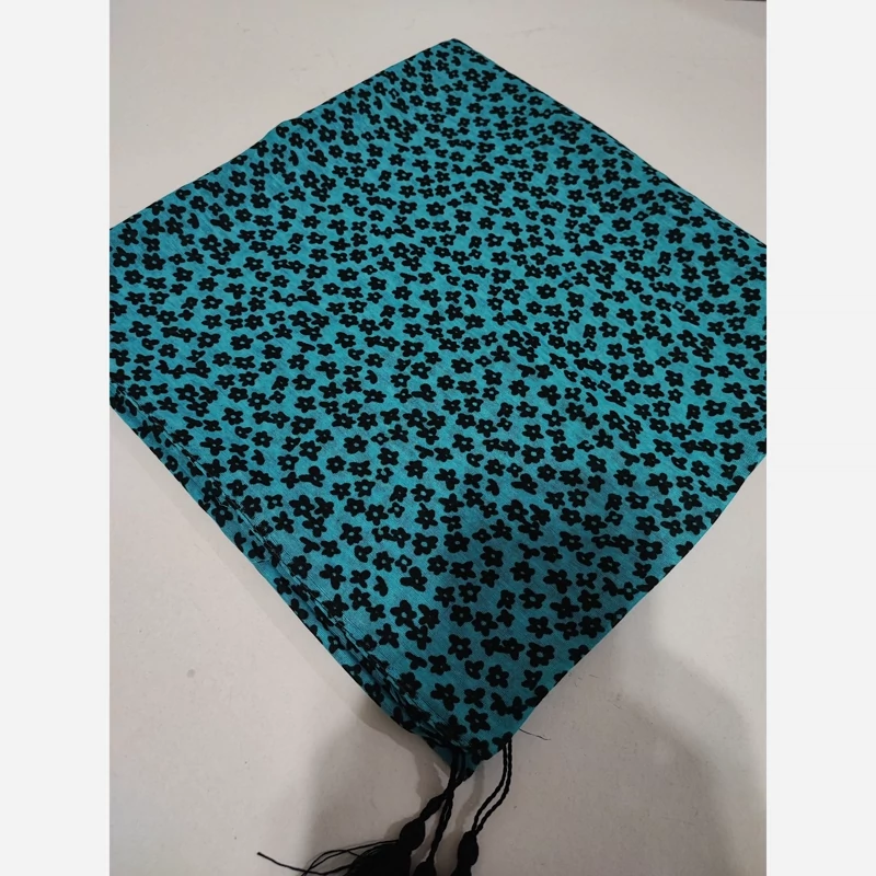 روسری طرح دار قواره دار