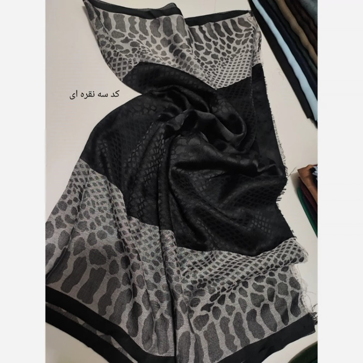 شال ژاکارد حاشیه پلنگی